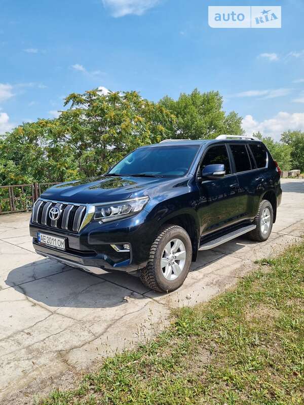 Позашляховик / Кросовер Toyota Land Cruiser Prado 2019 в Дніпрі