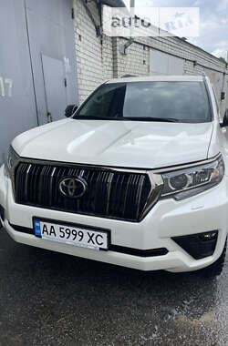 Toyota Land Cruiser Prado 2021