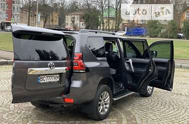 Позашляховик / Кросовер Toyota Land Cruiser Prado 2019 в Львові