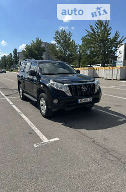 Позашляховик / Кросовер Toyota Land Cruiser Prado 2014 в Кам'янському