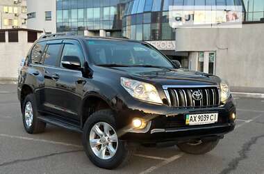 Toyota Land Cruiser Prado 2011