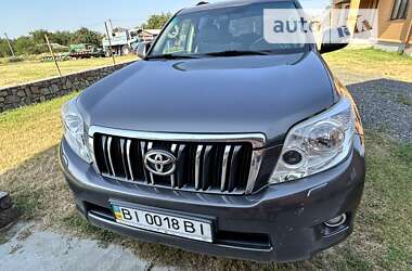 Позашляховик / Кросовер Toyota Land Cruiser Prado 2010 в Горішніх Плавнях
