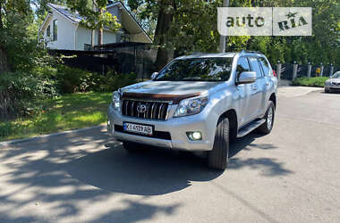 Toyota Land Cruiser Prado 2011