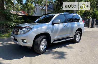 Внедорожник / Кроссовер Toyota Land Cruiser Prado 2011 в Киеве