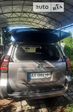 Toyota Land Cruiser Prado 2018