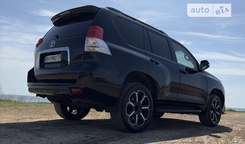 Внедорожник / Кроссовер Toyota Land Cruiser Prado 2010 в Одессе