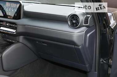 Внедорожник / Кроссовер Toyota Land Cruiser Prado 2024 в 