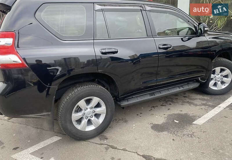 Внедорожник / Кроссовер Toyota Land Cruiser Prado 2017 в Одессе