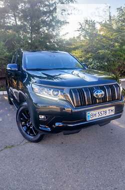 Toyota Land Cruiser Prado 2022