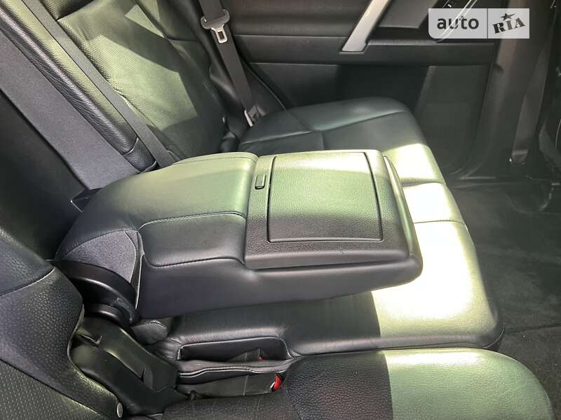 Внедорожник / Кроссовер Toyota Land Cruiser Prado 2017 в Днепре фото 51 Внедорожник / Кроссовер Toyota Land Cruiser Prado 2017 в Днепре