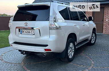 Внедорожник / Кроссовер Toyota Land Cruiser Prado 2012 в Луцке