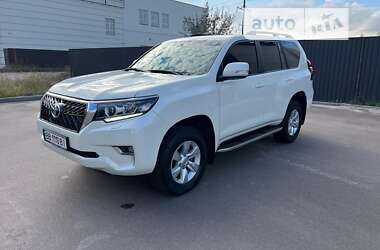 Внедорожник / Кроссовер Toyota Land Cruiser Prado 2019 в Киеве