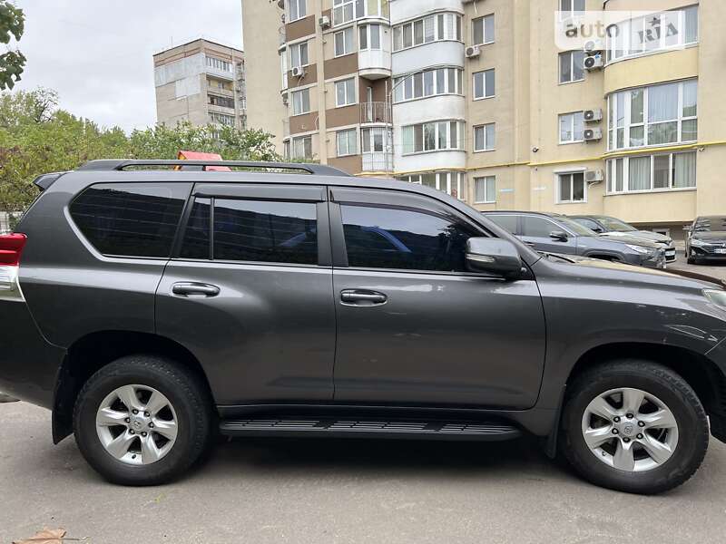 Внедорожник / Кроссовер Toyota Land Cruiser Prado 2013 в Николаеве