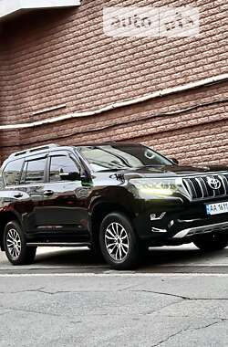 Позашляховик / Кросовер Toyota Land Cruiser Prado 2020 в Києві