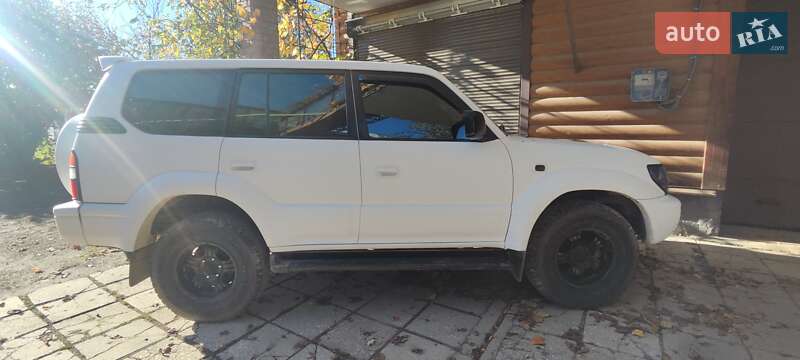 Позашляховик / Кросовер Toyota Land Cruiser Prado 1997 в Надвірній