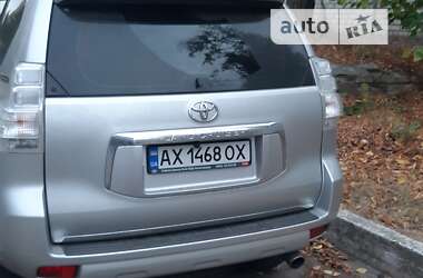 Внедорожник / Кроссовер Toyota Land Cruiser Prado 2010 в Харькове