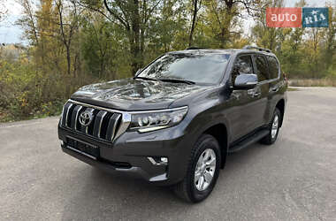 Позашляховик / Кросовер Toyota Land Cruiser Prado 2019 в Звенигородці