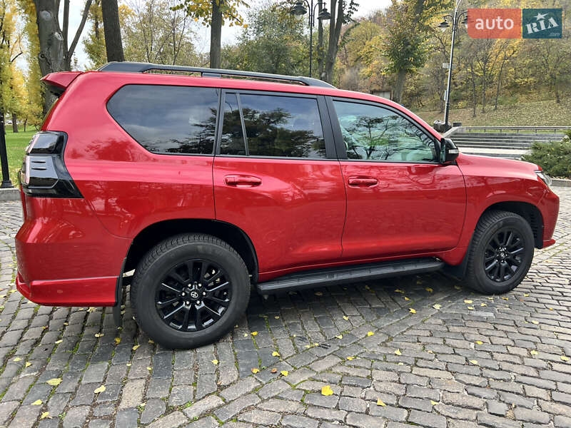 Внедорожник / Кроссовер Toyota Land Cruiser Prado 2021 в Киеве