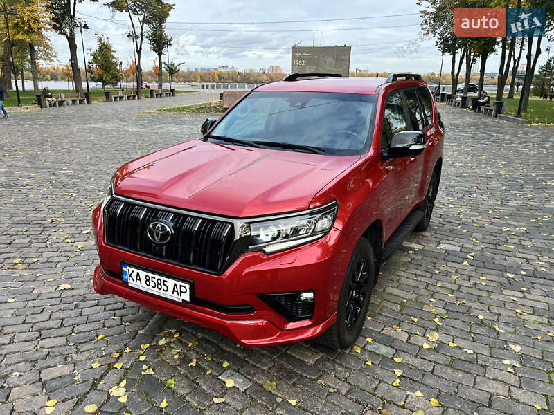 Внедорожник / Кроссовер Toyota Land Cruiser Prado 2021 в Киеве