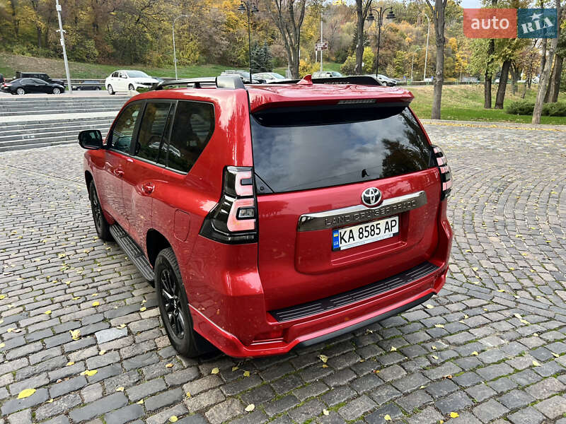Внедорожник / Кроссовер Toyota Land Cruiser Prado 2021 в Киеве