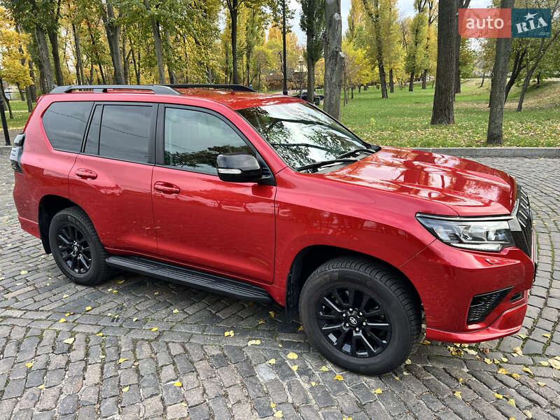 Внедорожник / Кроссовер Toyota Land Cruiser Prado 2021 в Киеве