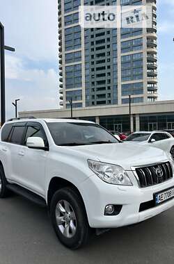 Внедорожник / Кроссовер Toyota Land Cruiser Prado 2012 в Днепре