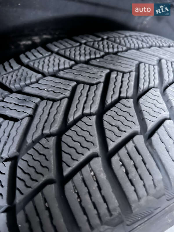 Внедорожник / Кроссовер Toyota Land Cruiser Prado 2021 в Киеве