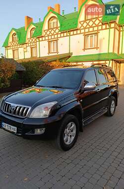 Внедорожник / Кроссовер Toyota Land Cruiser Prado 2005 в Черновцах