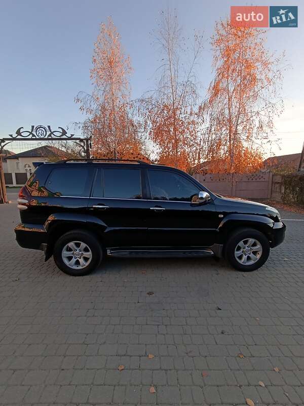 Внедорожник / Кроссовер Toyota Land Cruiser Prado 2005 в Черновцах