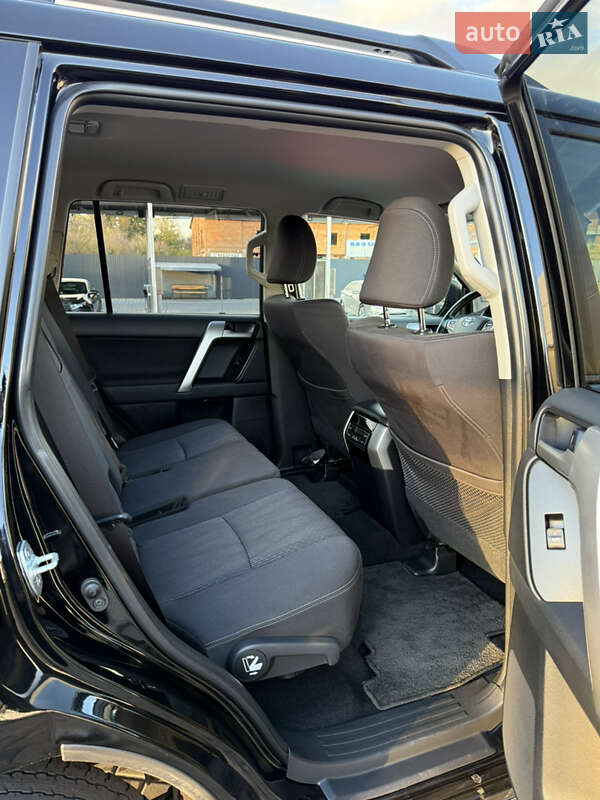 Внедорожник / Кроссовер Toyota Land Cruiser Prado 2021 в Полтаве