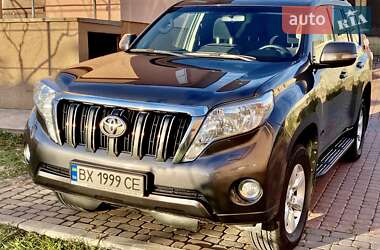 Внедорожник / Кроссовер Toyota Land Cruiser Prado 2017 в Хмельницком