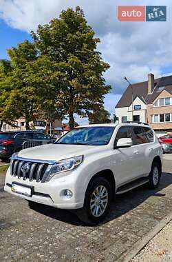 Toyota Land Cruiser Prado 2016