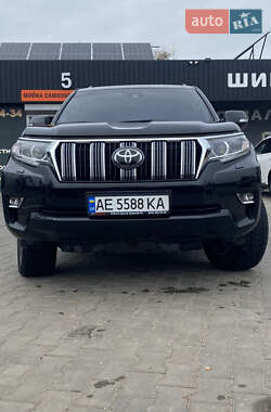 Позашляховик / Кросовер Toyota Land Cruiser Prado 2019 в Кривому Розі