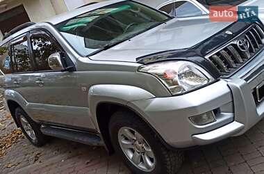 Внедорожник / Кроссовер Toyota Land Cruiser Prado 2005 в Черновцах