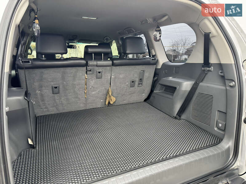 Позашляховик / Кросовер Toyota Land Cruiser Prado 2010 в Подільську