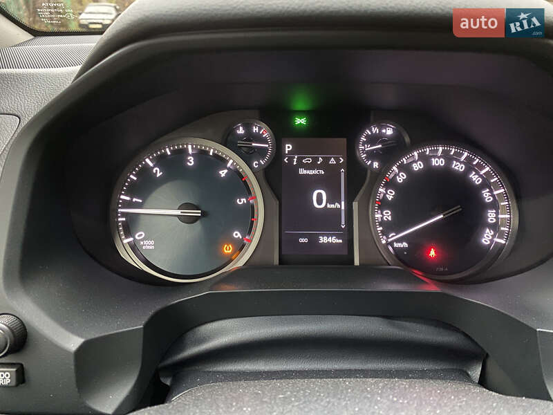 Внедорожник / Кроссовер Toyota Land Cruiser Prado 2023 в Киеве