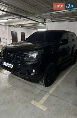 Позашляховик / Кросовер Toyota Land Cruiser Prado 2010 в Полтаві