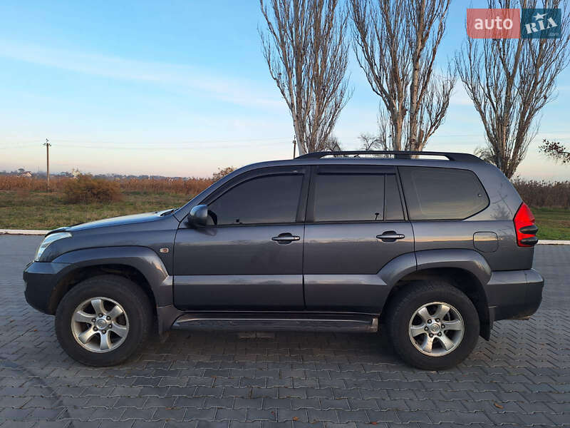 Внедорожник / Кроссовер Toyota Land Cruiser Prado 2006 в Измаиле