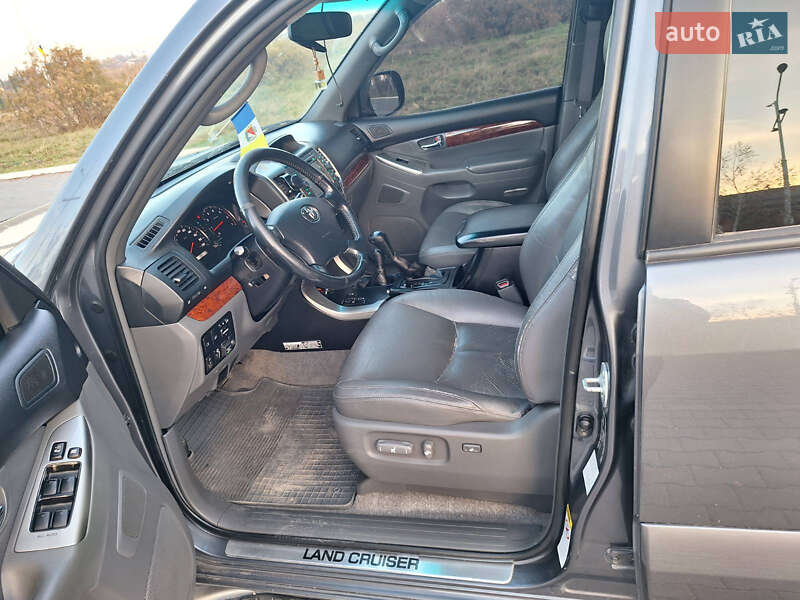Внедорожник / Кроссовер Toyota Land Cruiser Prado 2006 в Измаиле