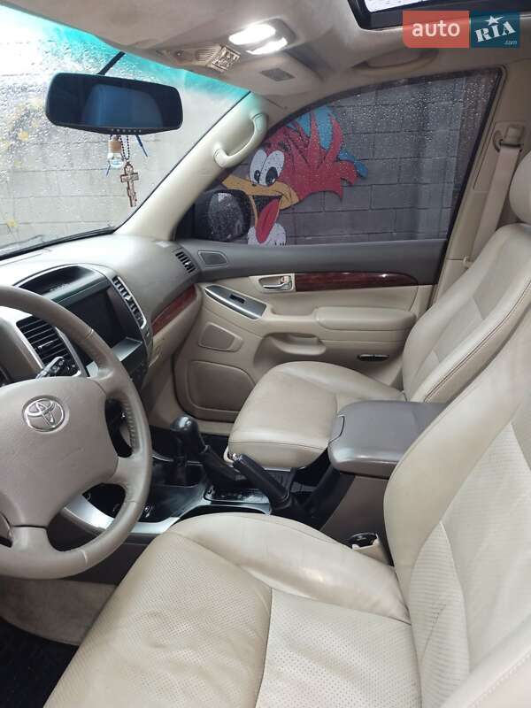 Внедорожник / Кроссовер Toyota Land Cruiser Prado 2005 в Одессе