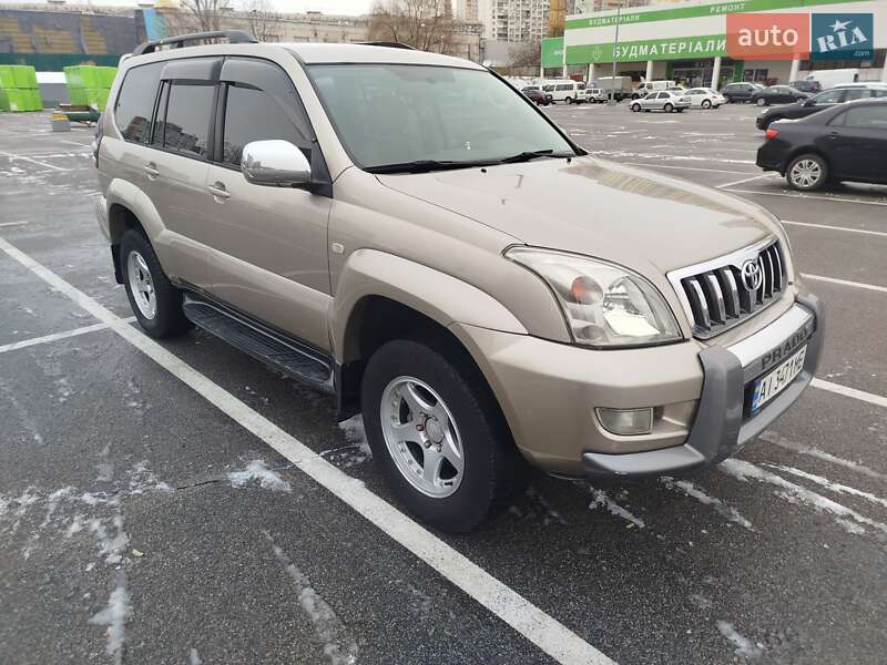 Внедорожник / Кроссовер Toyota Land Cruiser Prado 2003 в Киеве