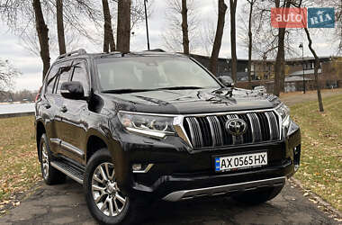 Позашляховик / Кросовер Toyota Land Cruiser Prado 2019 в Києві