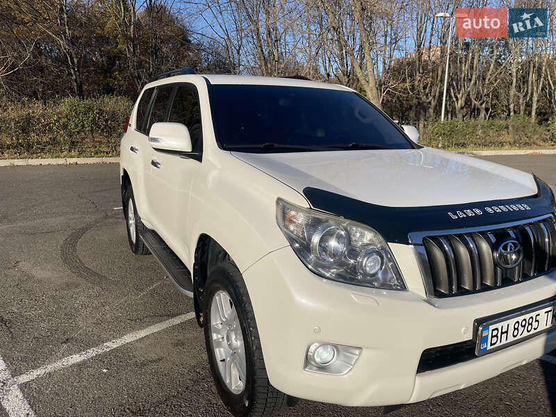 Внедорожник / Кроссовер Toyota Land Cruiser Prado 2012 в Одессе
