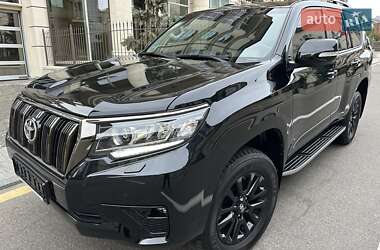 Внедорожник / Кроссовер Toyota Land Cruiser Prado 2021 в Киеве