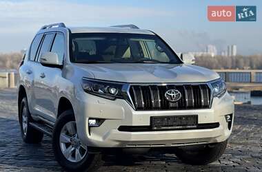 Внедорожник / Кроссовер Toyota Land Cruiser Prado 2022 в Киеве