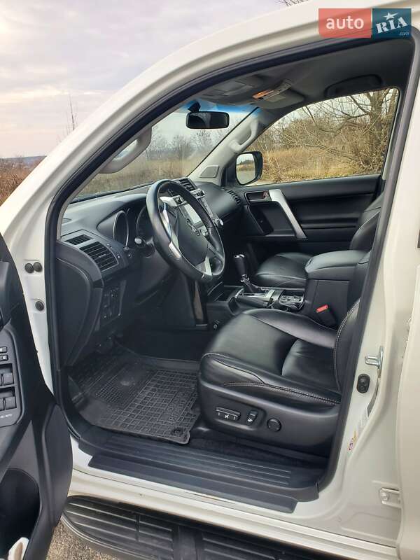 Внедорожник / Кроссовер Toyota Land Cruiser Prado 2014 в Киеве