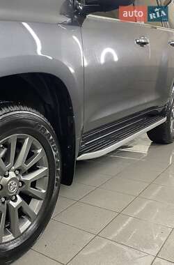 Внедорожник / Кроссовер Toyota Land Cruiser Prado 2020 в Умани