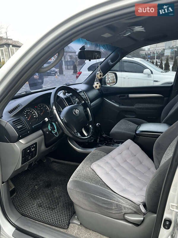 Позашляховик / Кросовер Toyota Land Cruiser Prado 2007 в Тернополі