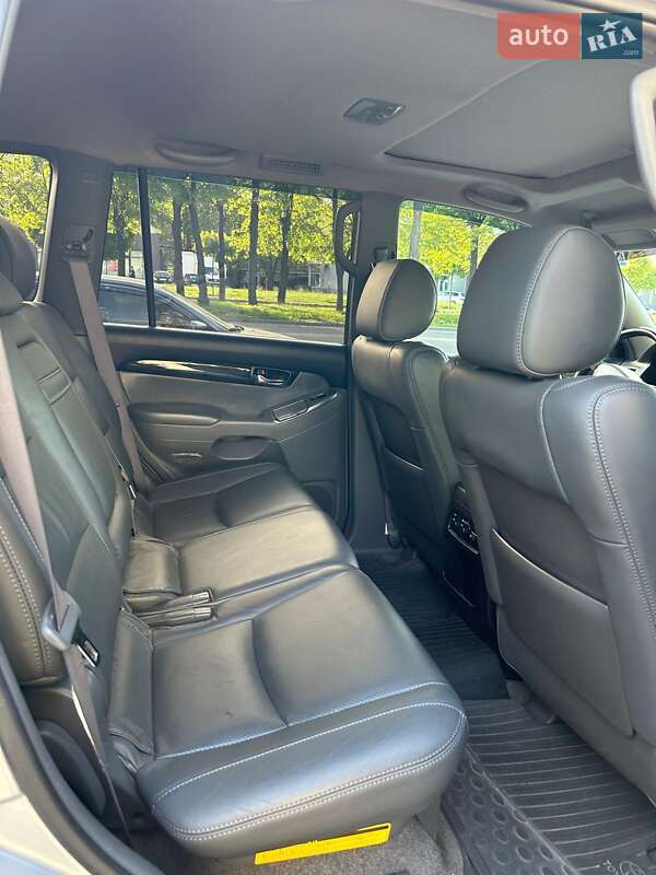 Внедорожник / Кроссовер Toyota Land Cruiser Prado 2008 в Днепре