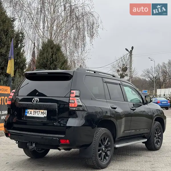 Toyota Land Cruiser Prado 2023